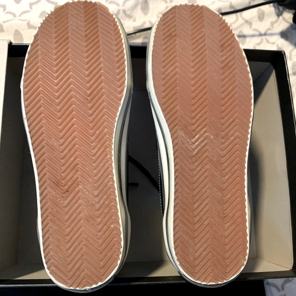 LIKE NEW PALM ANGELS LEATHER SNEAKERS - Picture 3 of 4